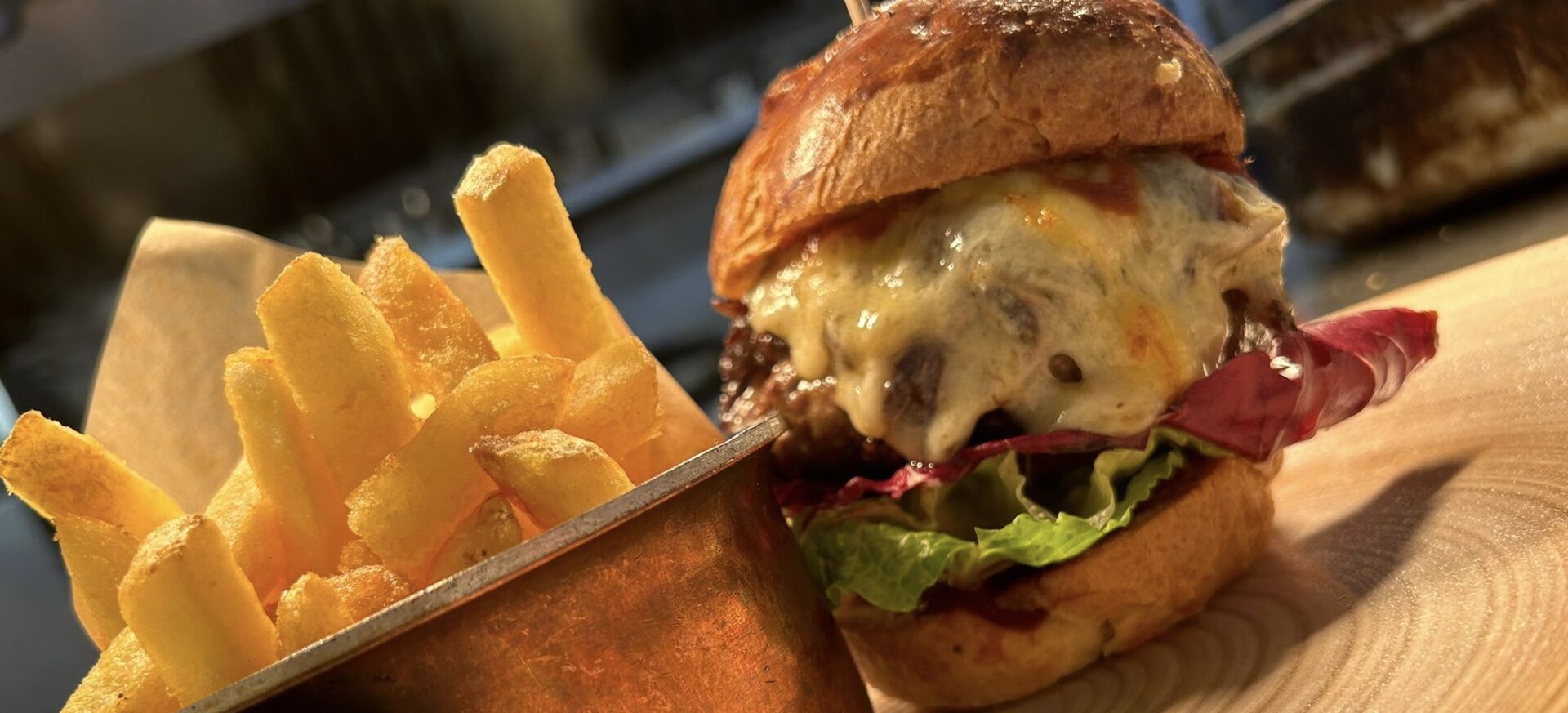burger and chips
